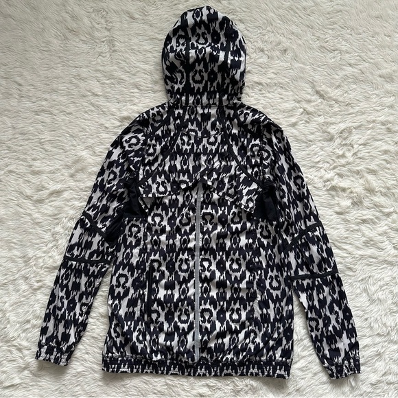 Lululemon Jacket Run Willpower 1/2 Zip Hooded Pullover Windbreaker Ikat 4 - Picture 2 of 12